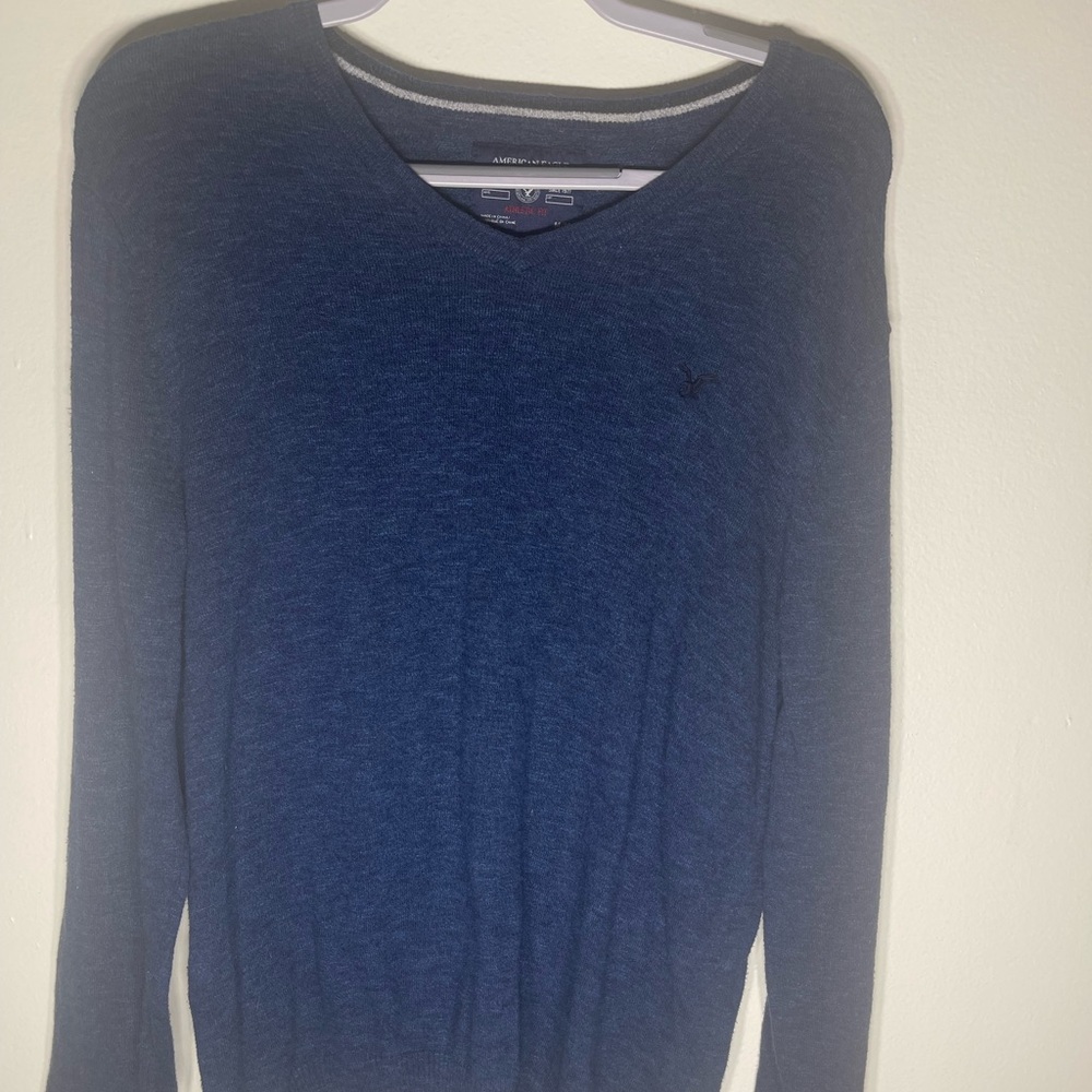 American Eagle Blue Long Sleeve Sweater V neck Size M